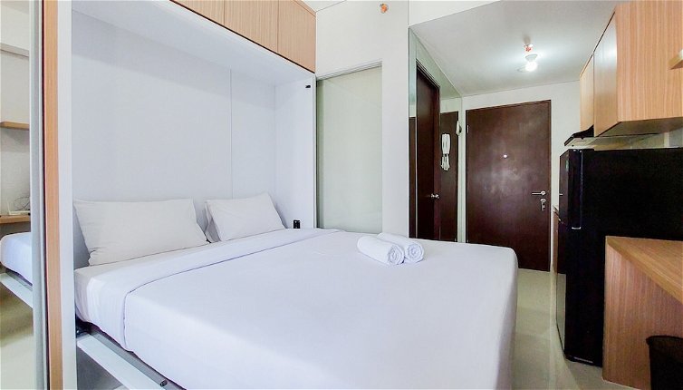 Photo 1 - Best Price And Homey Studio Transpark Bintaro Apartment