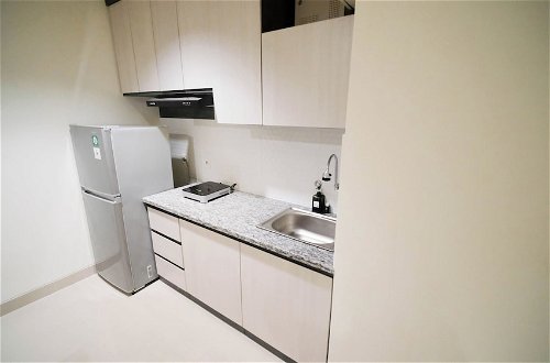 Photo 13 - Good Location And Cozy 1Br At Praxis Apartment