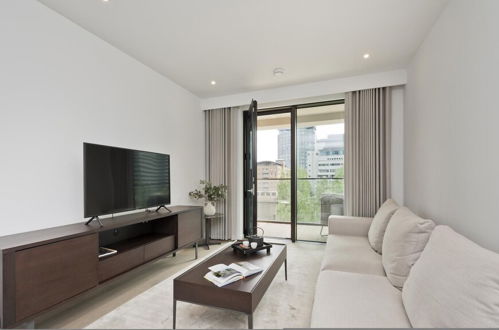 Photo 14 - Deluxe one Bedroom Apartment in Canary Wharf