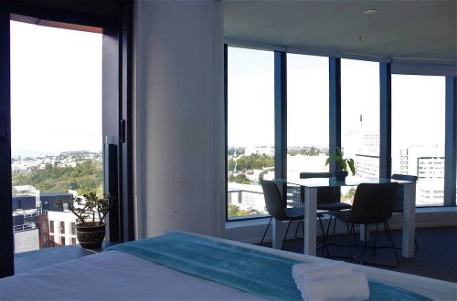 Photo 4 - sunny, Spacious And Magnificent Sea Views