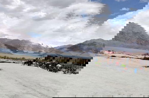 Foto 45 - Pangong Sunrise Cottage & Resort