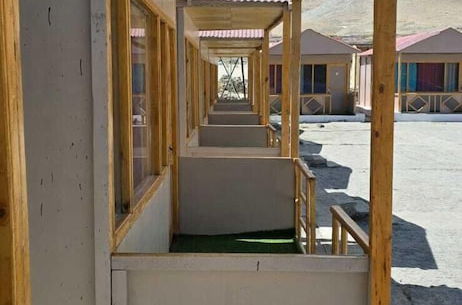Foto 35 - Pangong Sunrise Cottage & Resort
