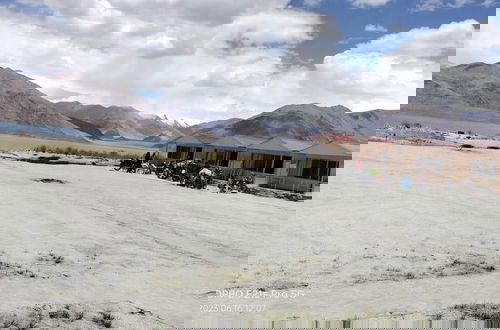 Foto 46 - Pangong Sunrise Cottage & Resort