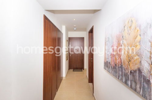 Photo 2 - Homesgetaway- 2BR in Marina Gate Tower 2