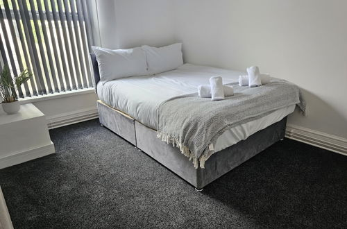 Photo 1 - Lovely Apartment in Swansea