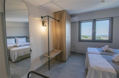 Photo 15 - Heraclea Luxury Suites Maisonette 27 by Trave