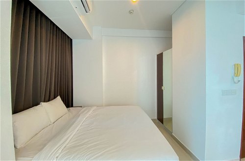Foto 4 - Brand New And Homey Studio Apartment At Capitol Park Residence