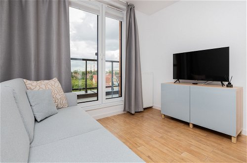 Photo 18 - Stylish Gdansk Apartment by Renters