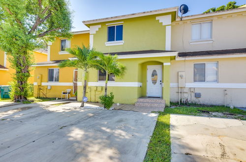 Foto 24 - Opa-locka Townhome, 15 Mi to Miami Beach