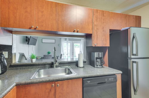 Foto 7 - Opa-locka Townhome, 15 Mi to Miami Beach