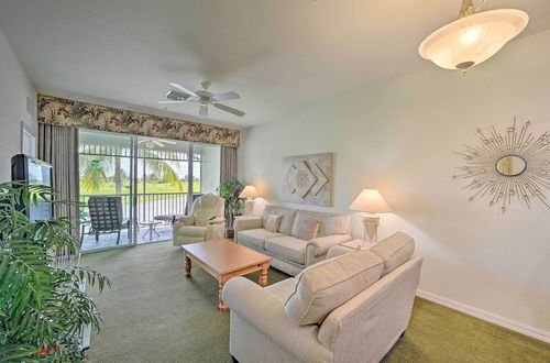 Foto 8 - Naples Condo w/ Golf View & Resort-style Amenities