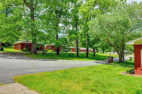 Photo 22 - Maggie Valley Home: Near Festival Grounds