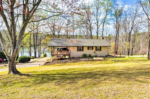 Photo 24 - Townville Lake House w/ Private Dock, Kayaks