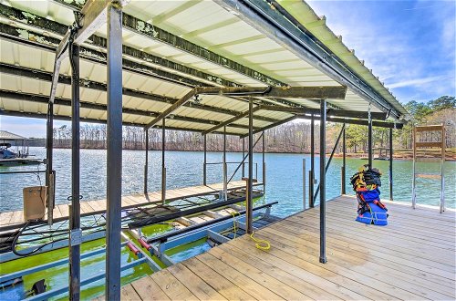 Photo 12 - Townville Lake House w/ Private Dock, Kayaks