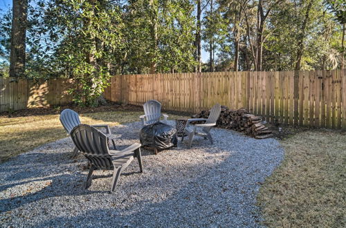 Photo 15 - Charming Port Royal Home w/ Fire Pit + Yard