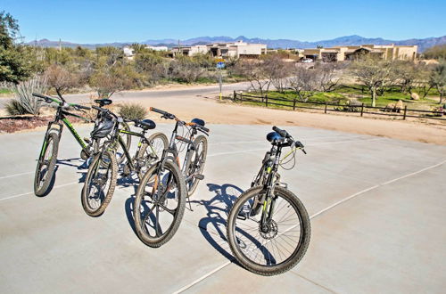 Photo 3 - Scottsdale Home: Pickleball, Heated Pool & Hot Tub