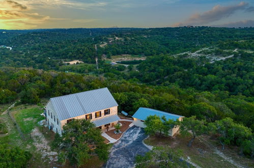 Foto 50 - The Point Serene Hill Country Views With Pool & Hot Tub