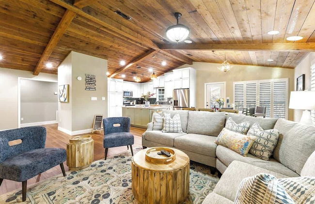 Luxury on Lake LBJ With Hot Tub Firepit & Boat Slip - Foto 20