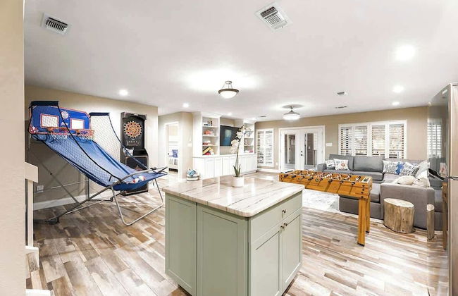 Luxury on Lake LBJ With Hot Tub Firepit & Boat Slip - Foto 36