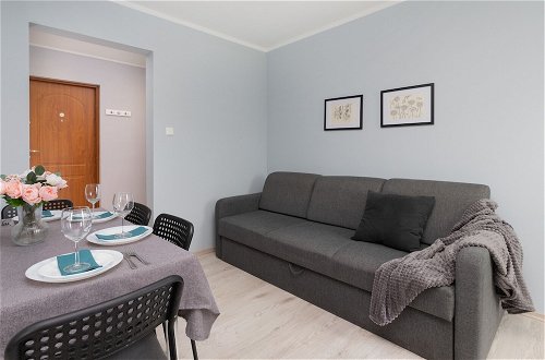 Photo 1 - Dworska Apartment by Renters