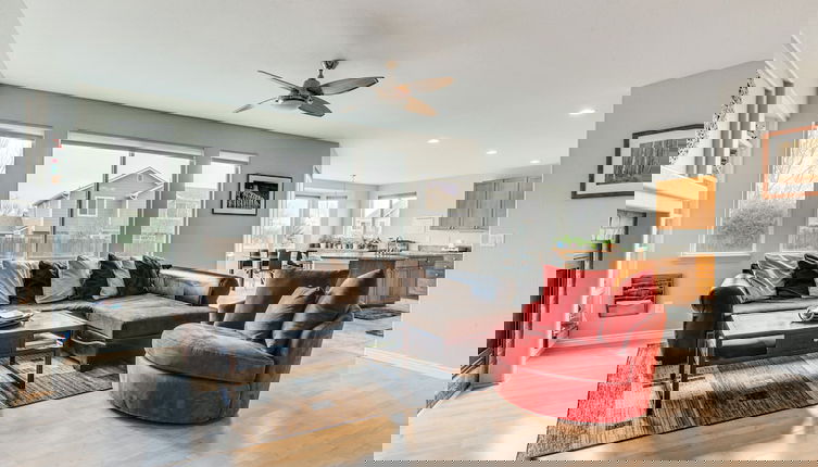 Foto 1 - Spacious Group Retreat w/ Office, Gym & More