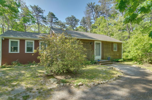 Photo 7 - Charming Martha's Vineyard Home Near Beach & Town