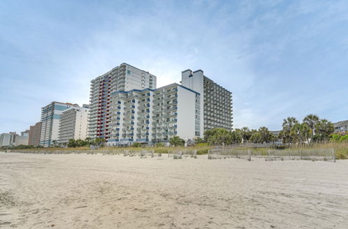 Foto 14 - Cozy Myrtle Beach Resort Condo: Steps to Beach