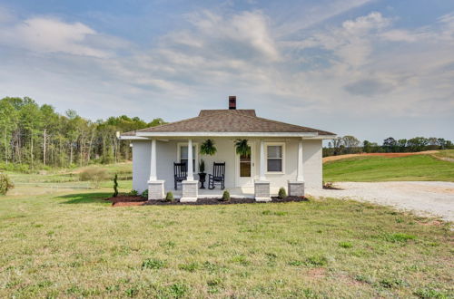 Photo 26 - Cozy Fair Play Home w/ Deck 4 Mi to Lake Hartwell