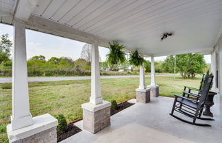 Photo 3 - Cozy Fair Play Home w/ Deck 4 Mi to Lake Hartwell