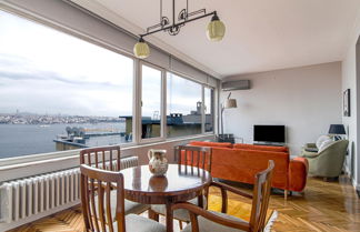 Foto 2 - Central 2 1 Flat With Bosphorus View in Beyoglu