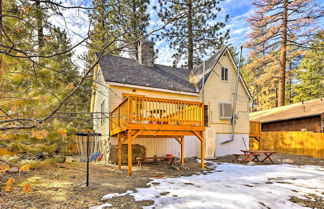 Photo 2 - Cozy Home, 1/2 Mi to Downtown, 4 Mi to Hikes