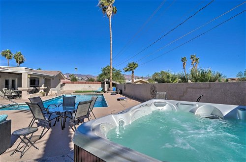 Foto 36 - Desert Getaway w/ Putting Green & Pool Table
