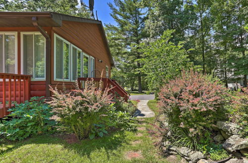 Foto 21 - Dog-friendly Pocono Mtns Cabin w/ Deck Near Hiking