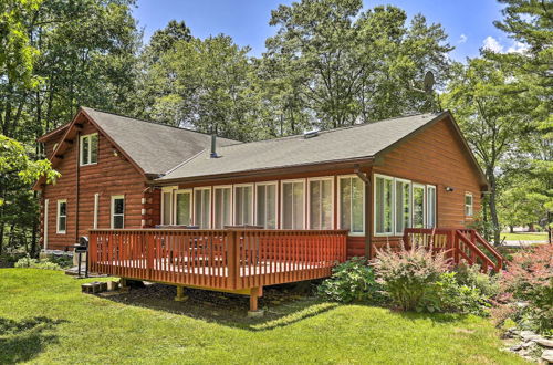 Photo 18 - Dog-friendly Pocono Mtns Cabin w/ Deck Near Hiking