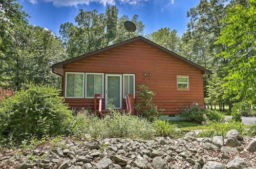 Foto 36 - Dog-friendly Pocono Mtns Cabin w/ Deck Near Hiking