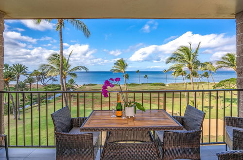 Photo 33 - Elegant Penthouse Oceanfront Vistas