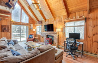 Foto 1 - Wilmington Vacation Rental Near Hiking and Skiing