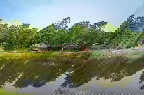 Foto 13 - Peaceful Waterfront Cabin on Tittabawassee River
