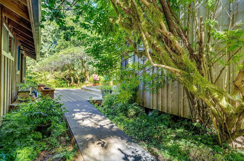 Photo 32 - Enchanting Arch Cape Retreat w/ Hot Tub, Fireplace