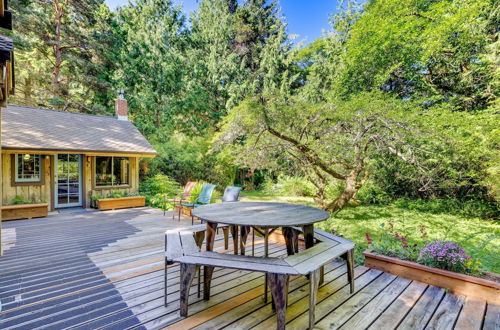 Photo 10 - Enchanting Arch Cape Retreat w/ Hot Tub, Fireplace