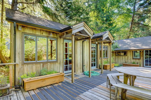 Photo 6 - Enchanting Arch Cape Retreat w/ Hot Tub, Fireplace