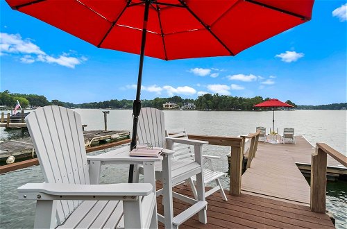 Photo 21 - 'commodore Bay Waterfront Home on Lake Norman