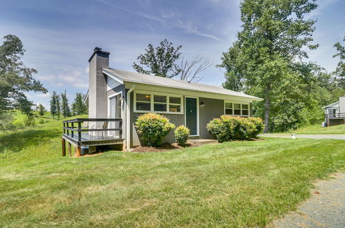 Photo 19 - Charlottesville Cottage in Bailey's Retreat