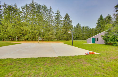 Photo 32 - Charming Cadillac Retreat w/ Private Hot Tub