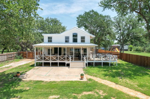 Photo 26 - Gorgeous Palo Pinto Home w/ Private Hot Tub