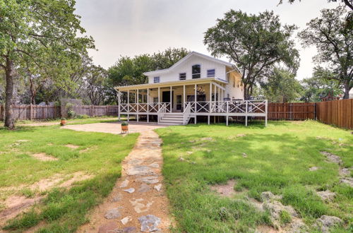 Photo 8 - Gorgeous Palo Pinto Home w/ Private Hot Tub