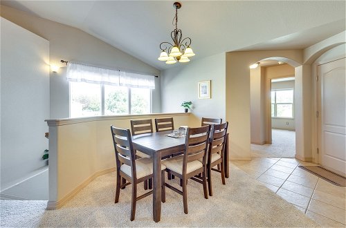 Foto 5 - Colorado Springs Townhome w/ Game Room & Grill