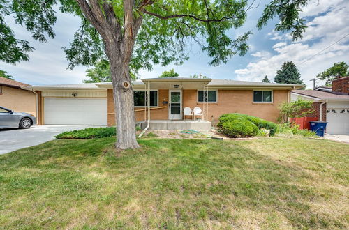 Photo 12 - Westminster Home w/ Theater Room & Pool Table