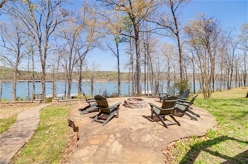 Foto 12 - Spacious Greers Ferry Lake House w/ Grilling Deck