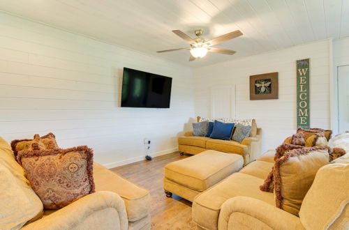 Photo 16 - North Carolina Cabin - Pool Table & Mountain Views